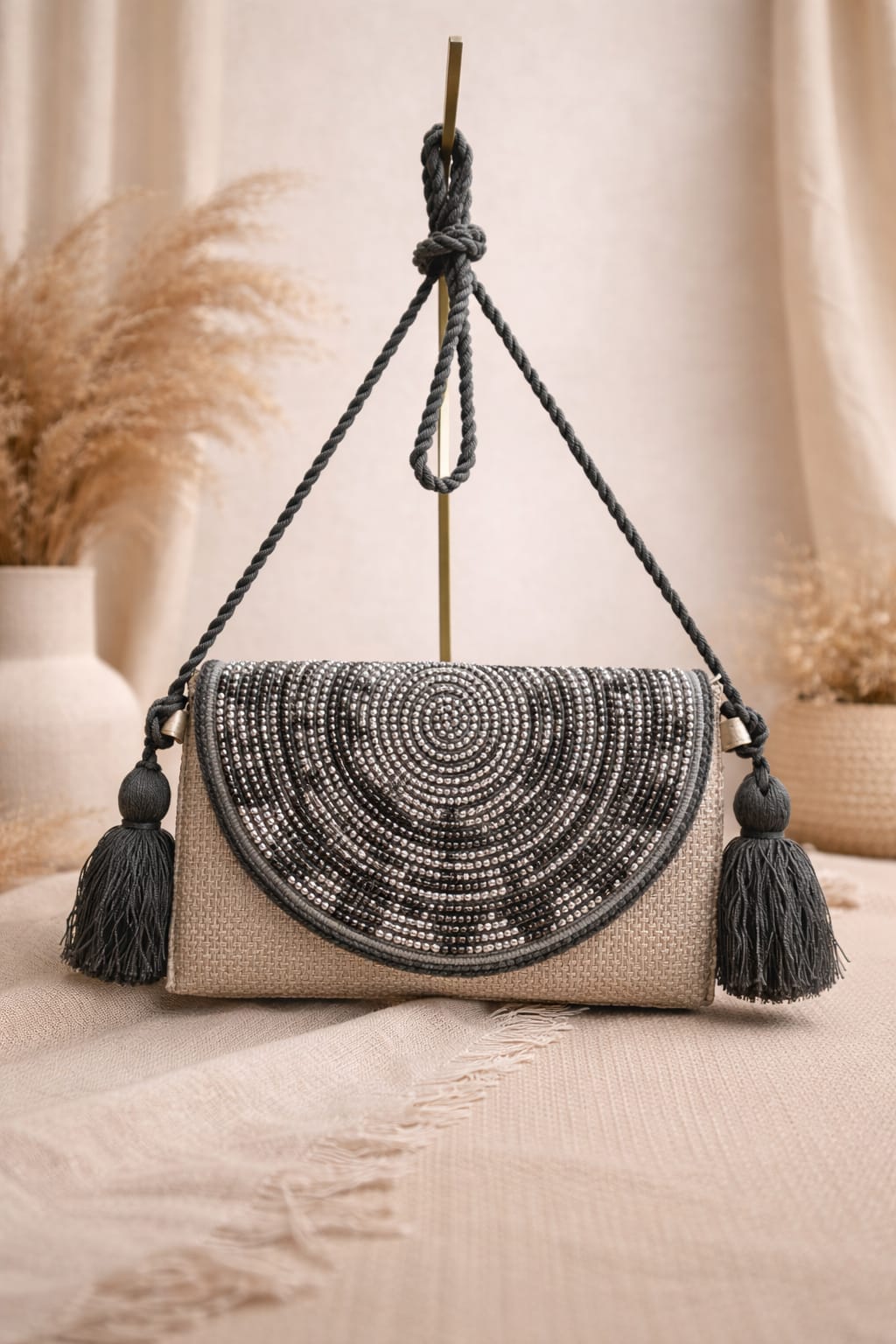Envelope Bright Crossbody Bag Large